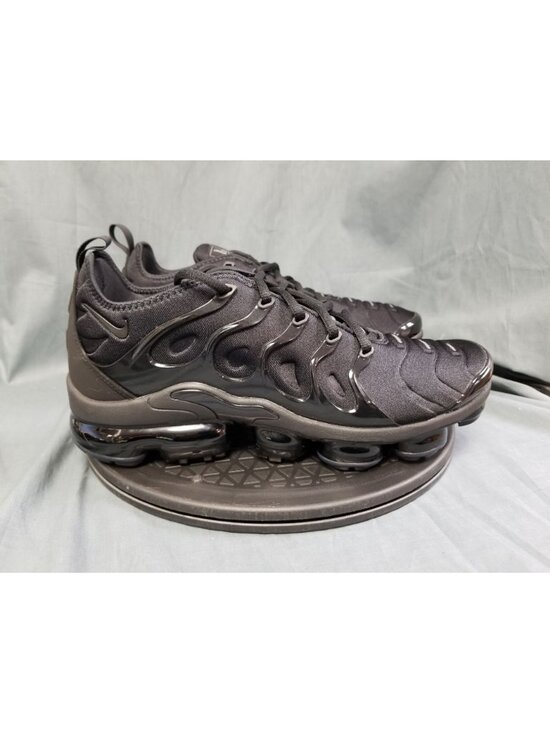 Nike Air VaporMax Plus Sneakers Triple Black Mens Size 8.5 NEW NO BOX!